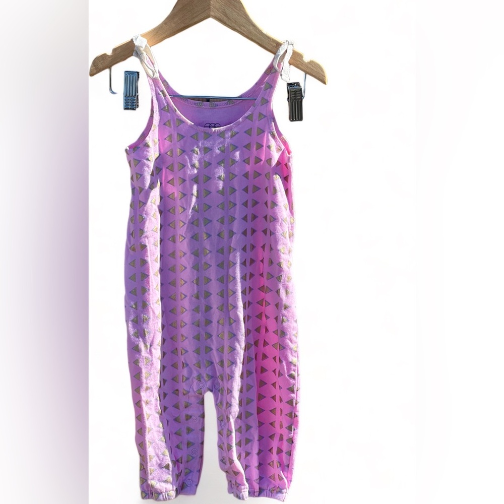Egg Baby Girl Pink & Gold Triangle Romper /jumpsuit